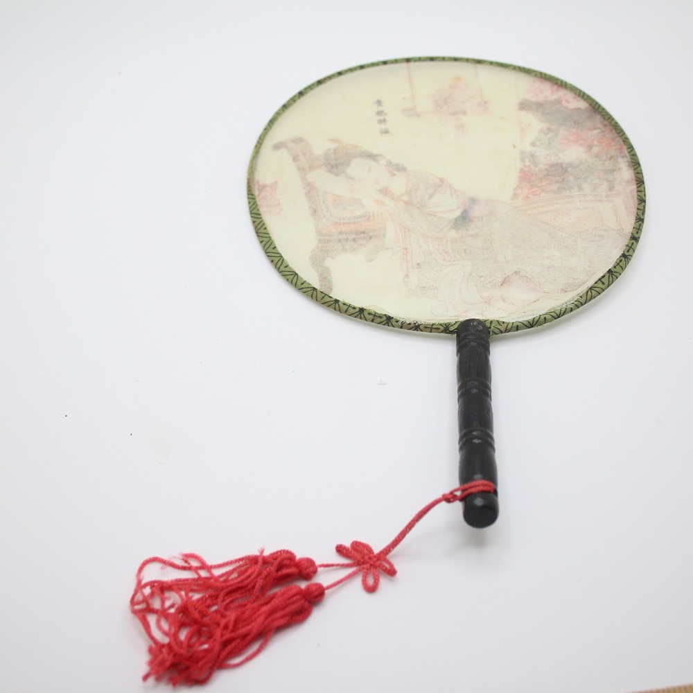 Vintage Asian Oriental Geisha Girl Round Hand Fan‎ with Red Tassel Decor
